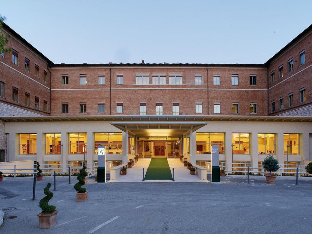 Hotel Domus Pacis Assisi Exterior foto